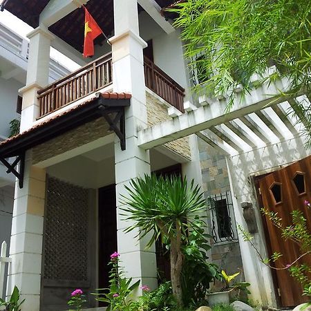 Maison Vu Tri Vien Hue Luaran gambar